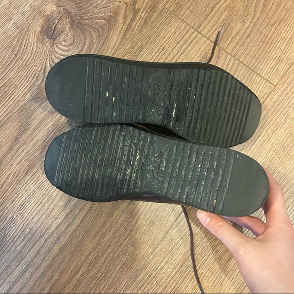 Clarks Teadale Maira Oxfords in Genuine Maroon Patent Leather - Picture 10 of 12